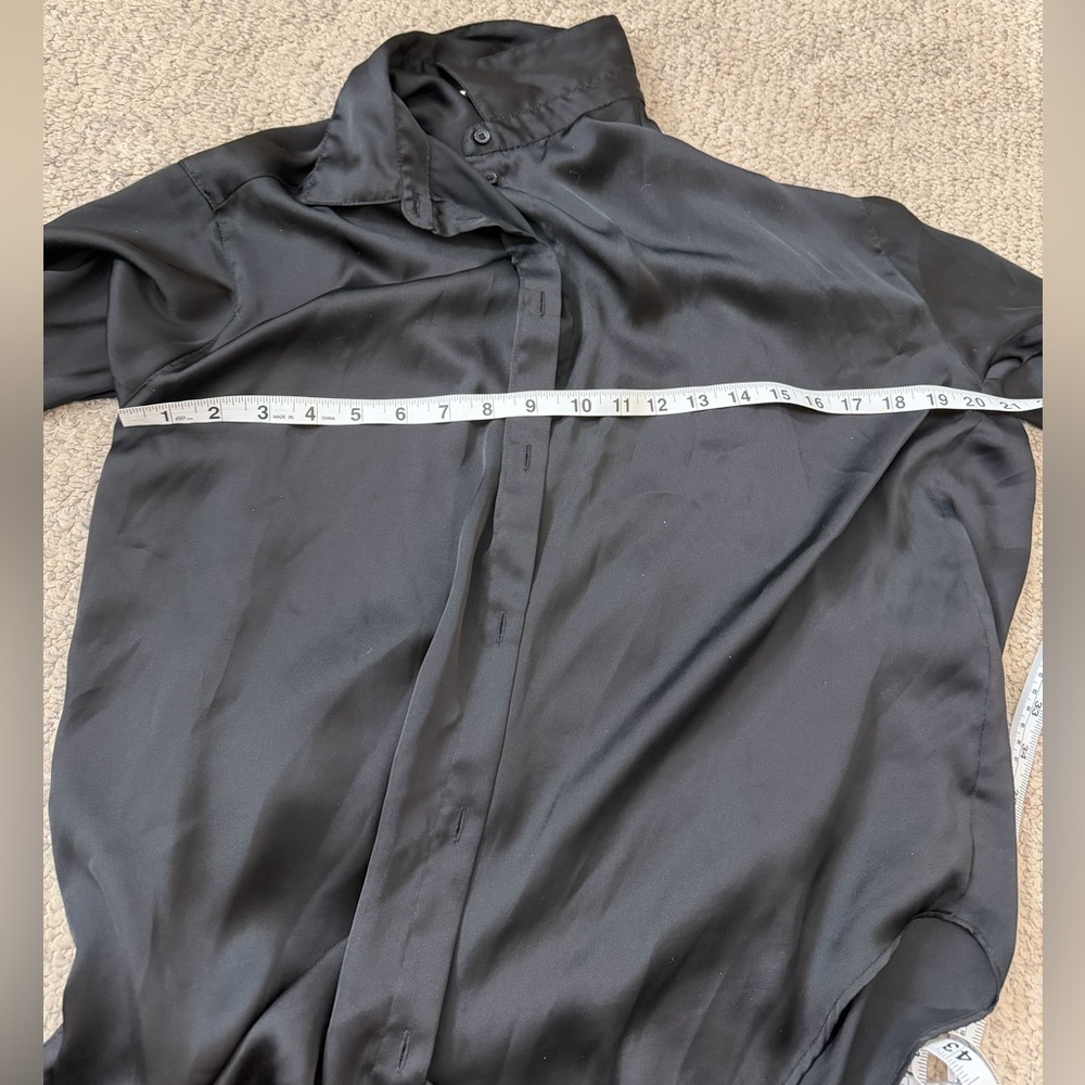 women’s H&M satin Black Button-Up shirt - Picture 3 of 5